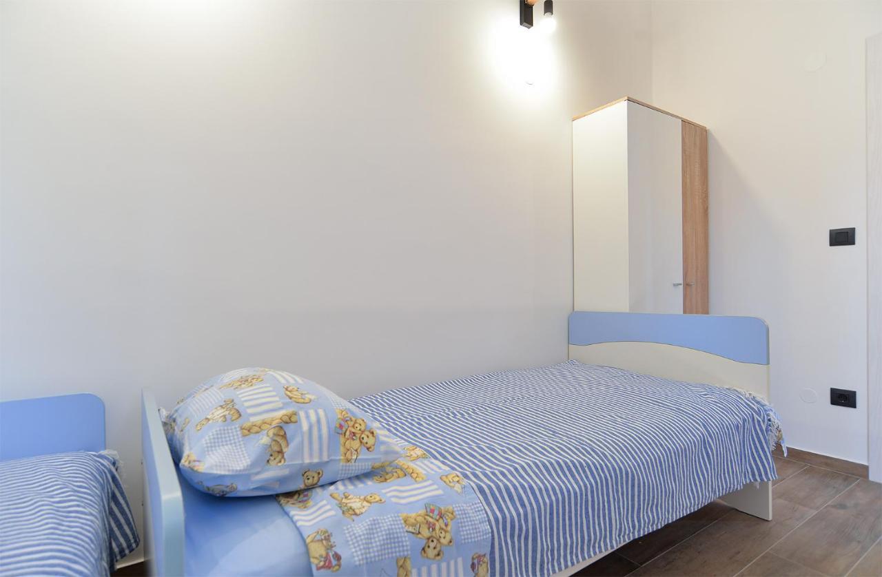 Apartments Elizabeta 1701 Fazana Luaran gambar
