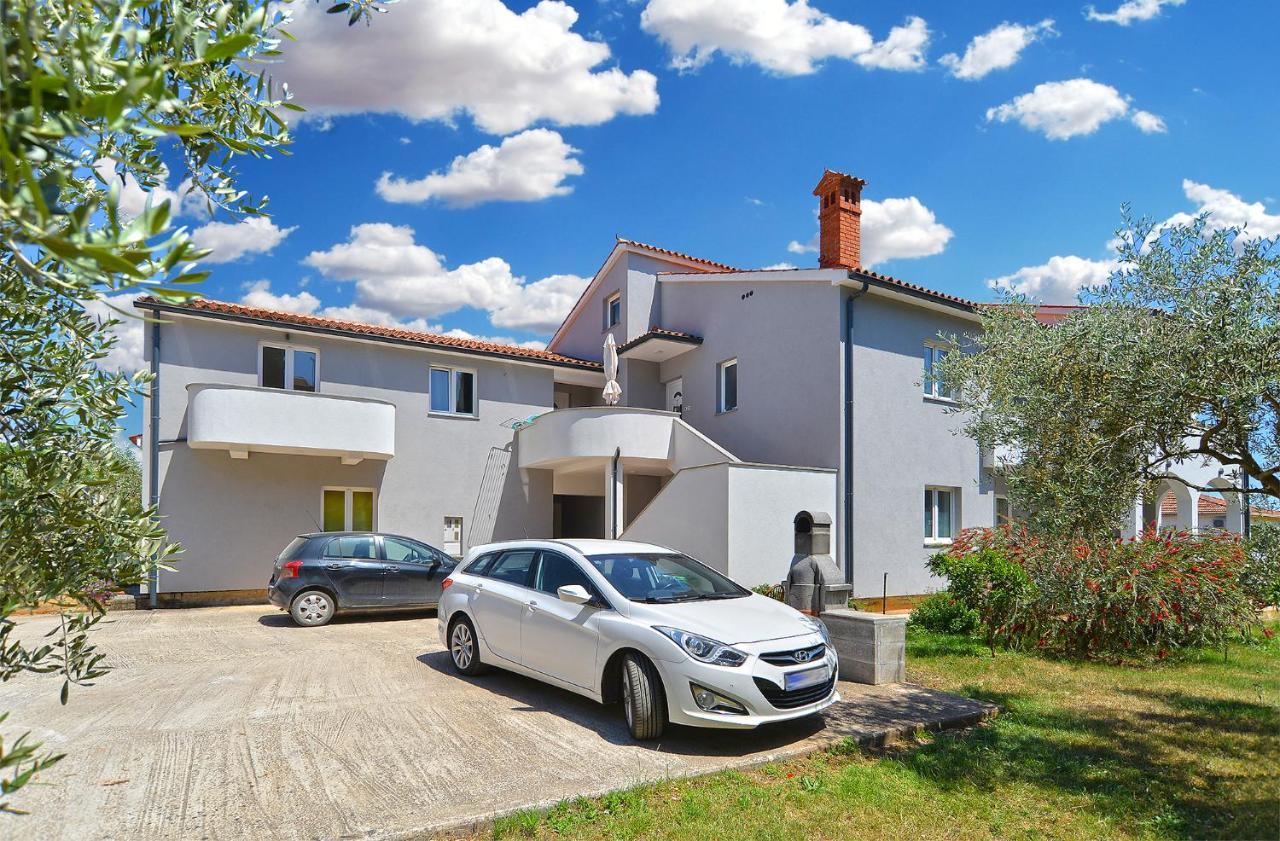 Apartments Elizabeta 1701 Fazana Luaran gambar