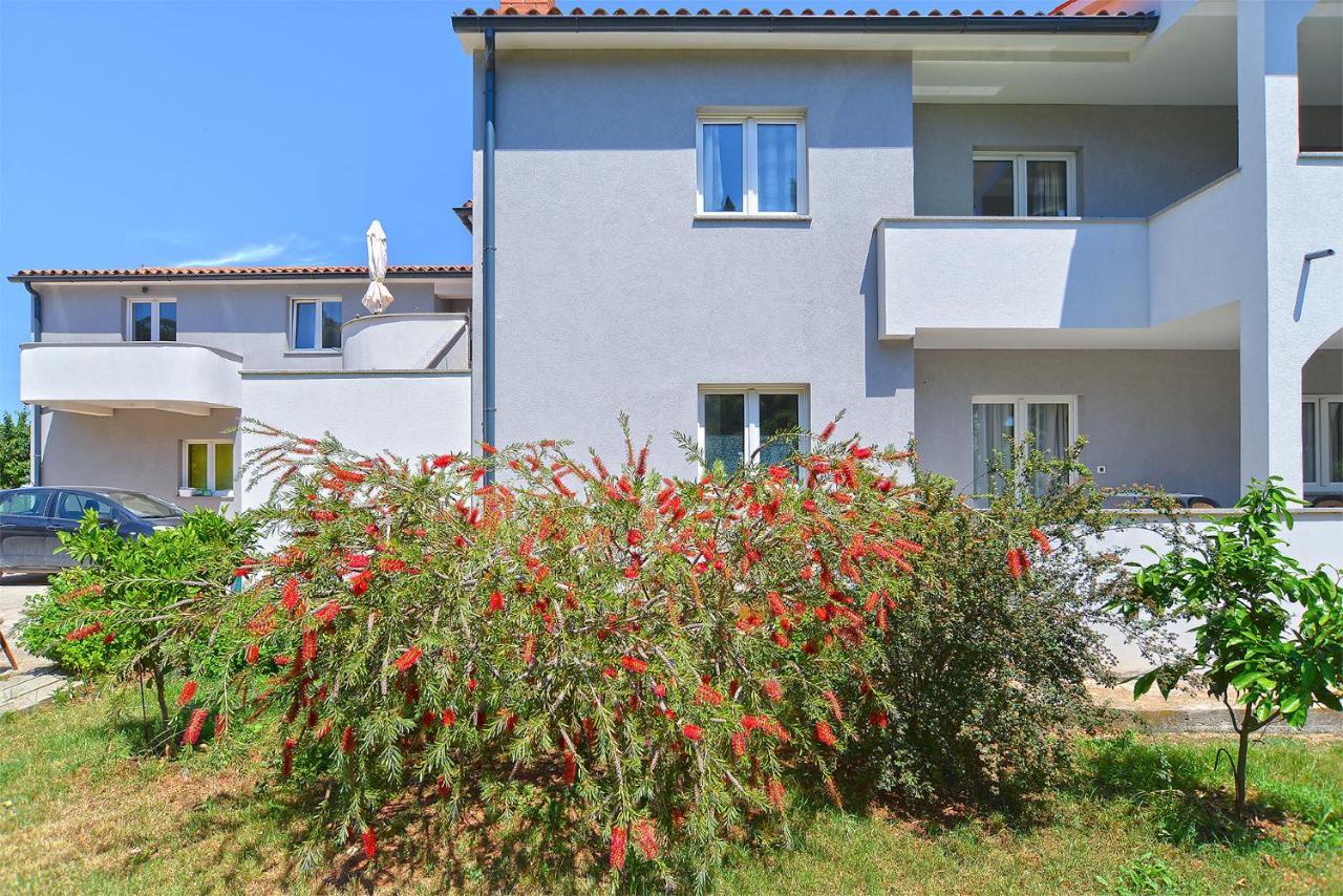 Apartments Elizabeta 1701 Fazana Luaran gambar