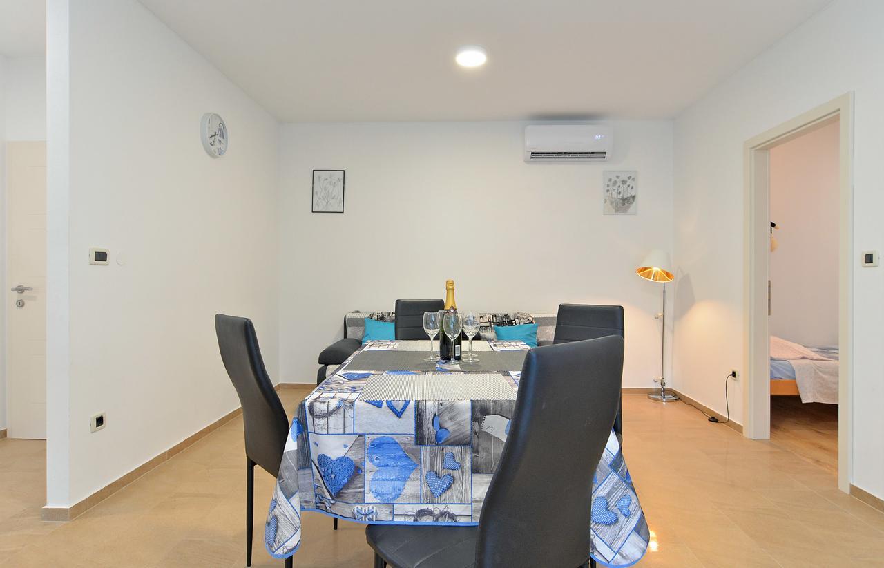Apartments Elizabeta 1701 Fazana Luaran gambar