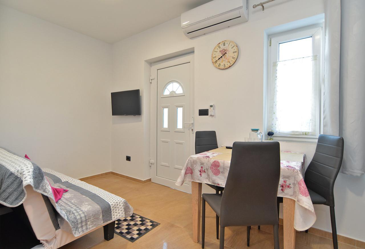 Apartments Elizabeta 1701 Fazana Luaran gambar