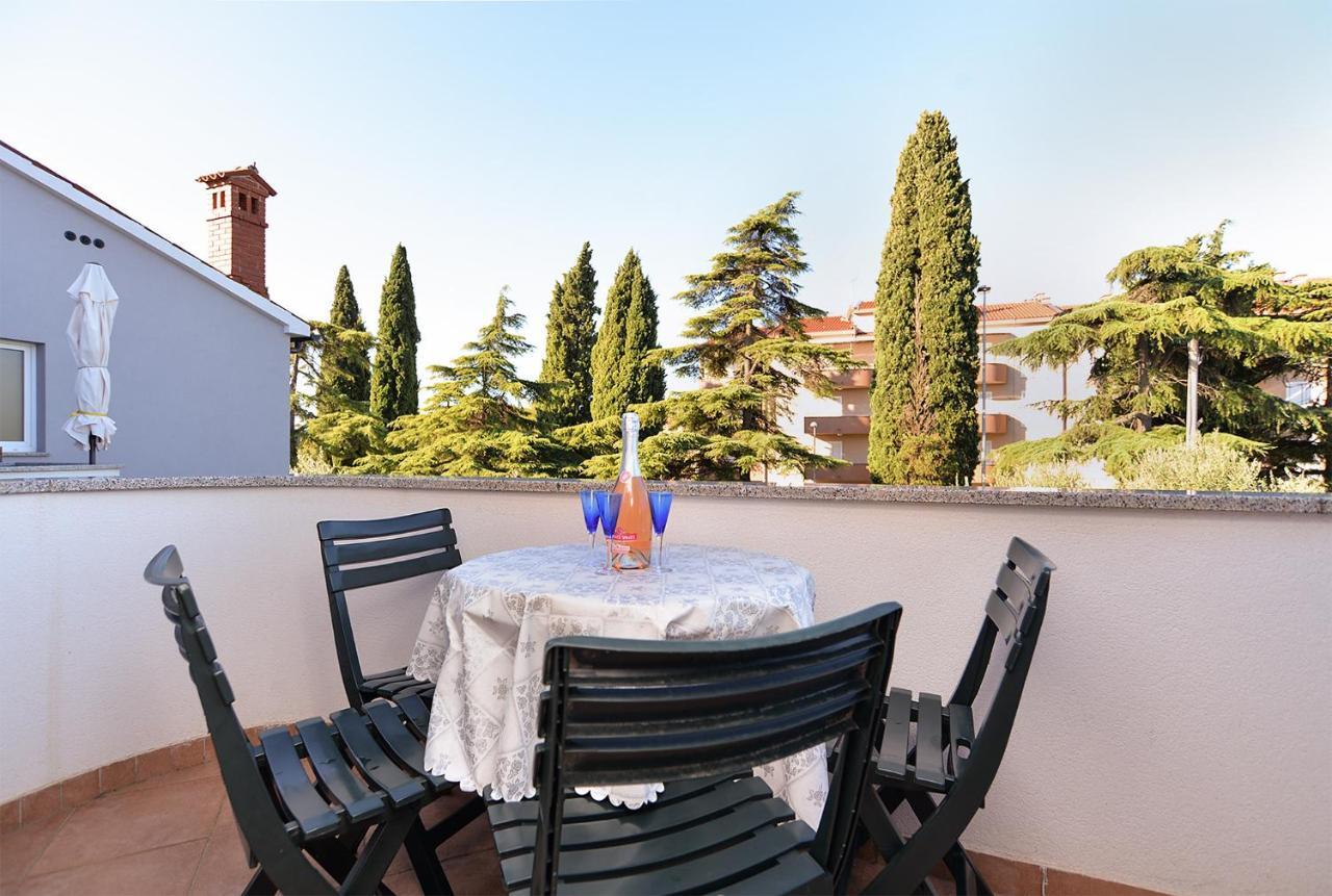 Apartments Elizabeta 1701 Fazana Luaran gambar